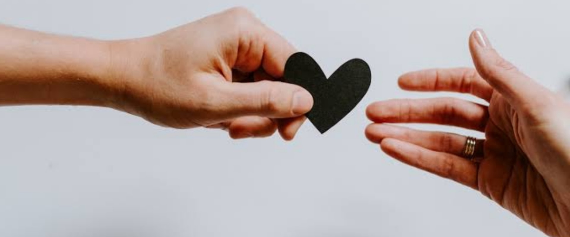 Questions to Ask Yourself Before Getting into a Relationship
